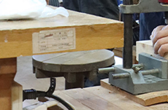 夏休みの工作もお任せ！木工体験が1年中できるよ！